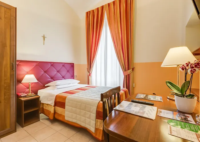Domus Carmelitana 3* Rome