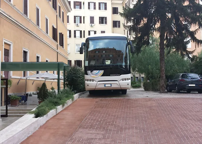 Domus Carmelitana 3*