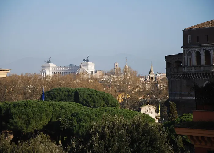Hotel Domus Carmelitana 3*